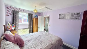 Photo 19- click for photo gallery